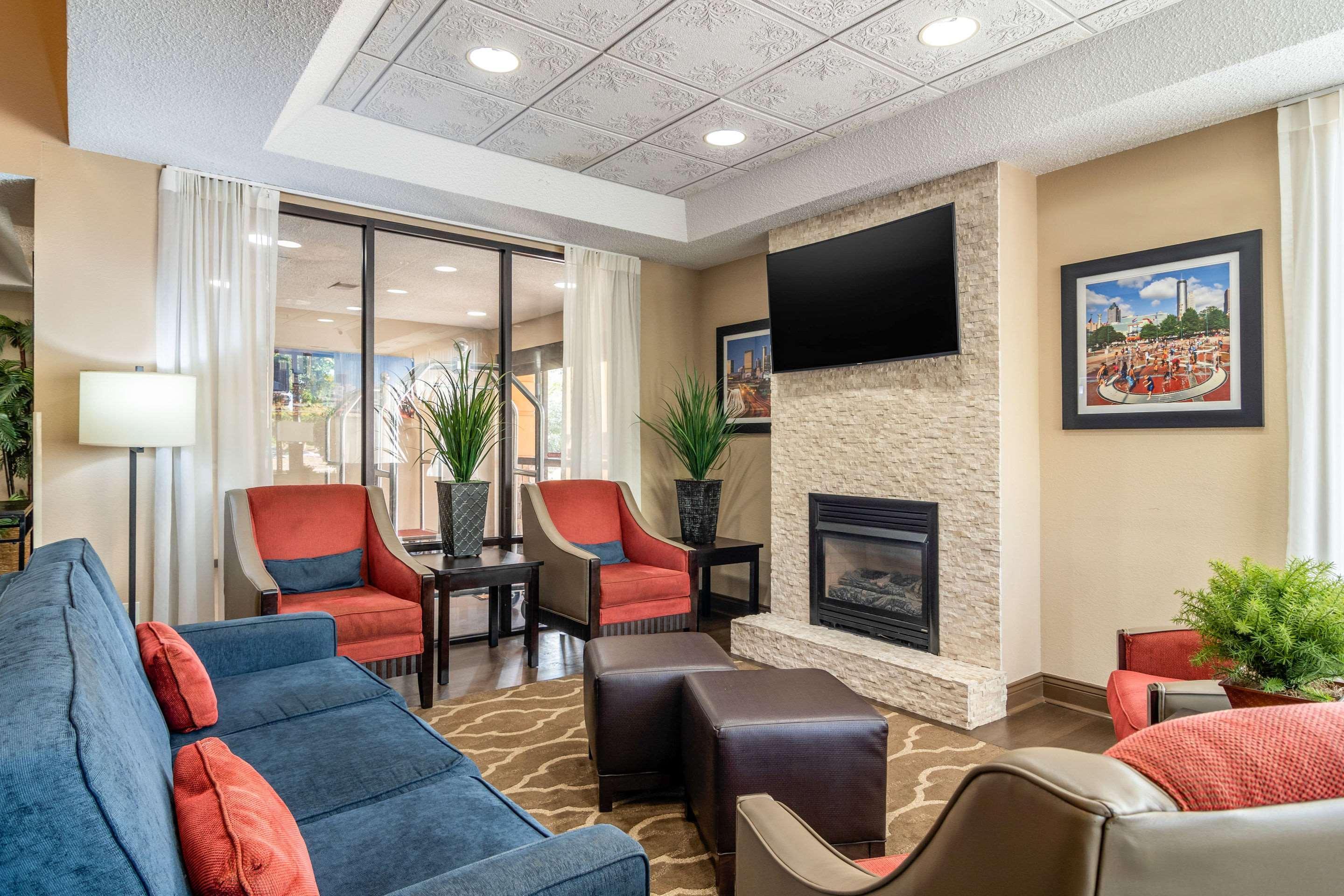 Comfort Inn & Suites Atlanta-Smyrna Exterior foto